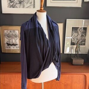 Lululemon casual knit sweater size m